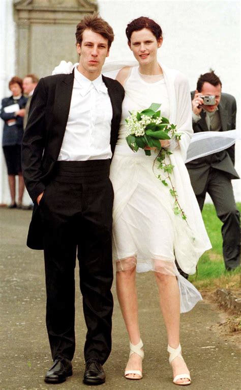 stella tennant wedding gown